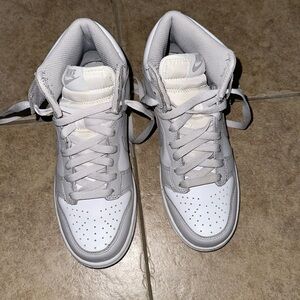 Women’s nike shoes